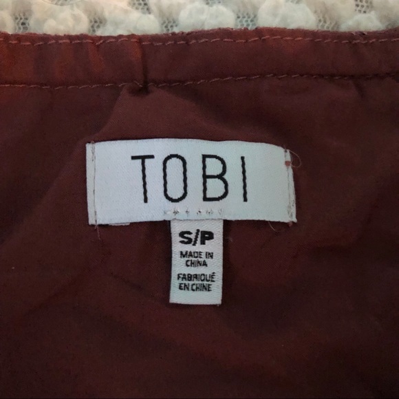 PLUM MAKAYLA MARSALA STRAPLESS LACE BODYCON DRESS - Picture 5 of 5